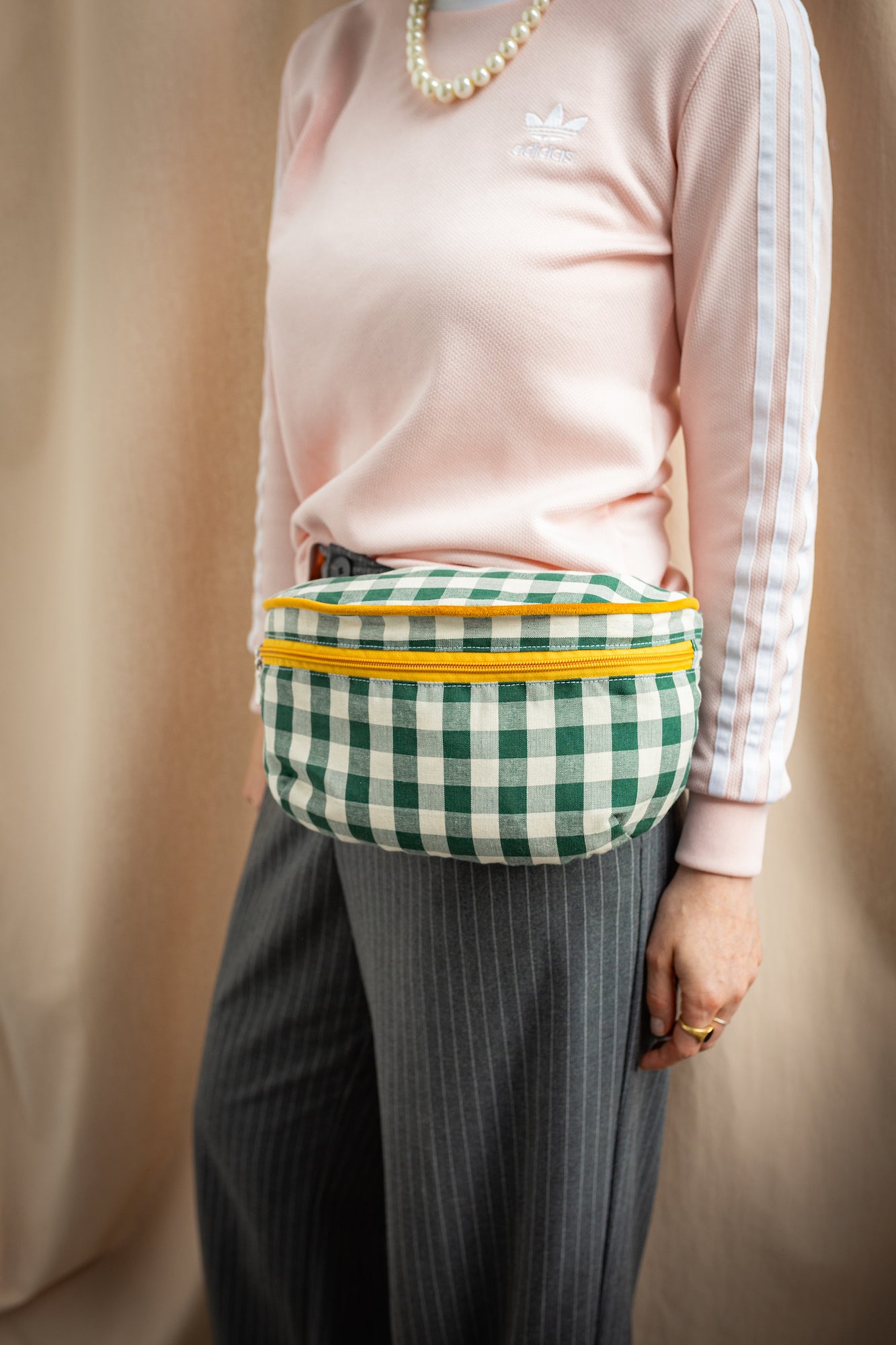 Saszetka Nerka City | Gingham | Green Grass