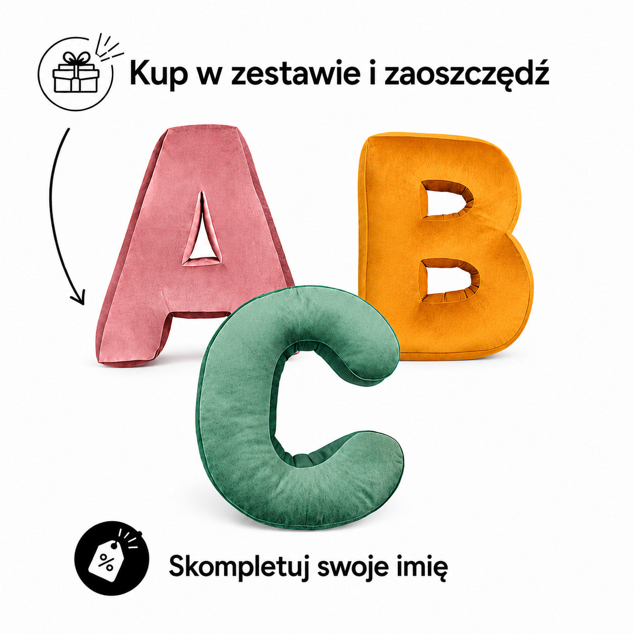 Poduszki Literki welurowe od Bettys home na białym tle  4