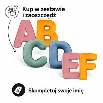 Poduszki Literki welurowe od Bettys home na białym tle 1