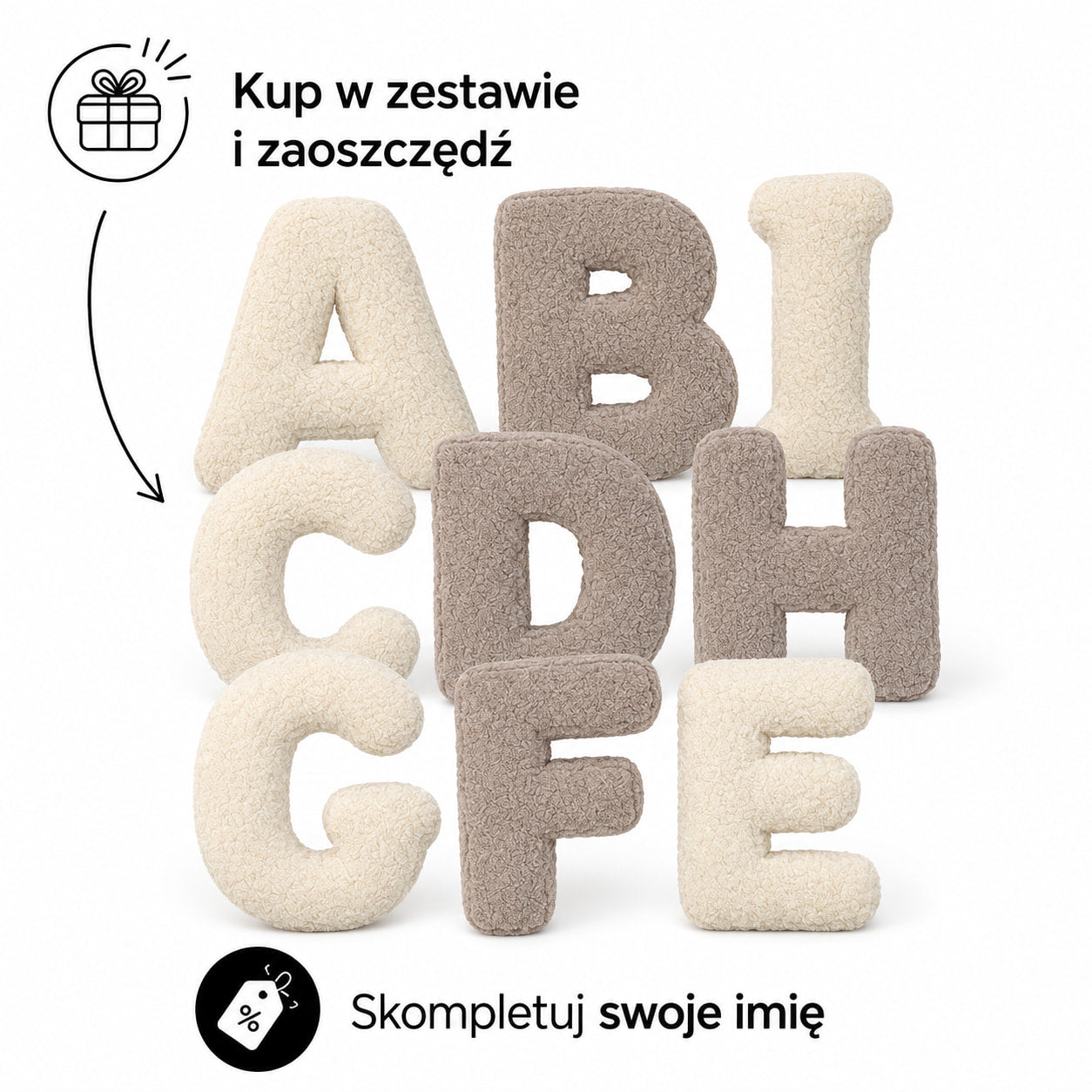 Poduszki Literki boucle od Bettys home na białym tle  a